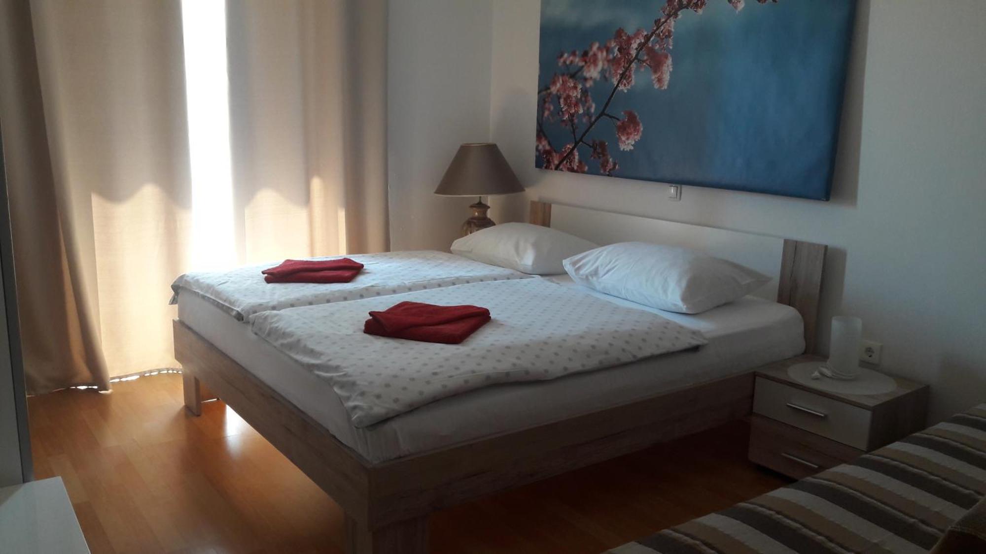 Apartments Villa Natali - Heating Pool Трогир Номер фото