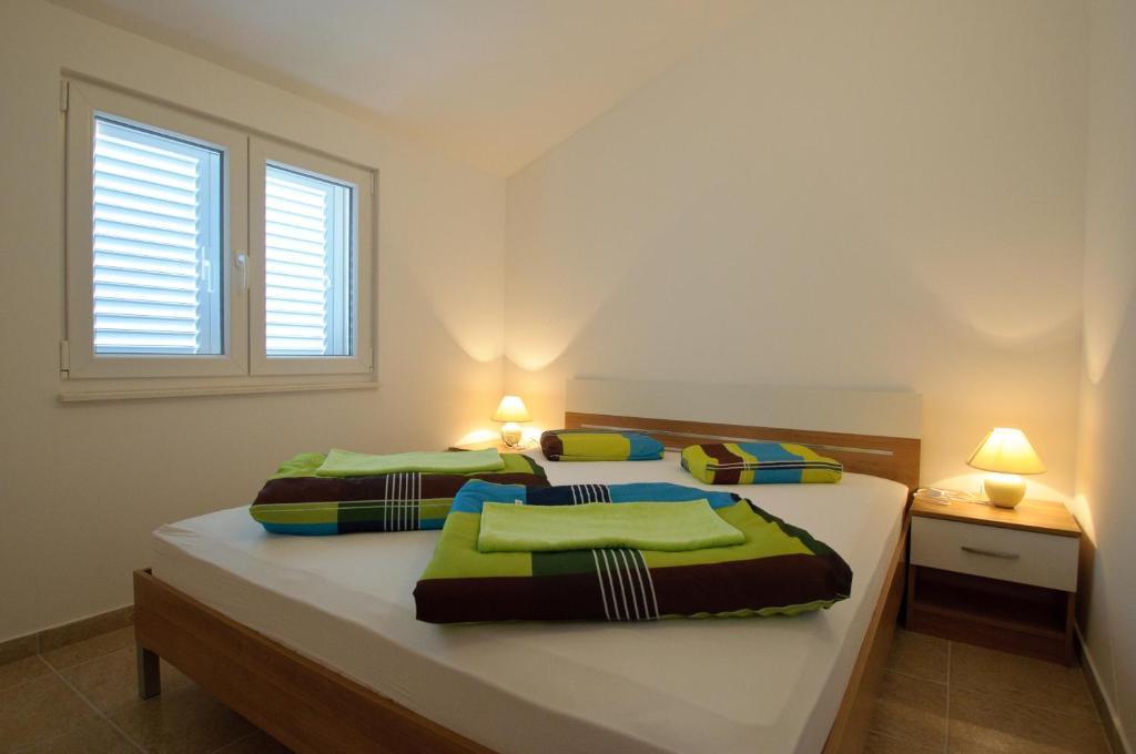 Apartments Villa Natali - Heating Pool Трогир Номер фото